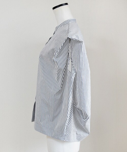 no brand（ノーブランド）の「バックタックストライプフレンチBL（シャツ/ブラウス・レディース・その他）」の13枚目の写真