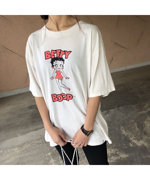 copine（コピン）の「ゆったりサイズ！BETTY BOOPネオンビッグTシャツ(2color)【クリックポスト】（Tシャツ/カットソー・レディース・その他）」の8枚目の写真