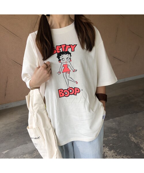 copine（コピン）の「ゆったりサイズ！BETTY BOOPネオンビッグTシャツ(2color)【クリックポスト】（Tシャツ/カットソー・レディース・その他）」の10枚目の写真