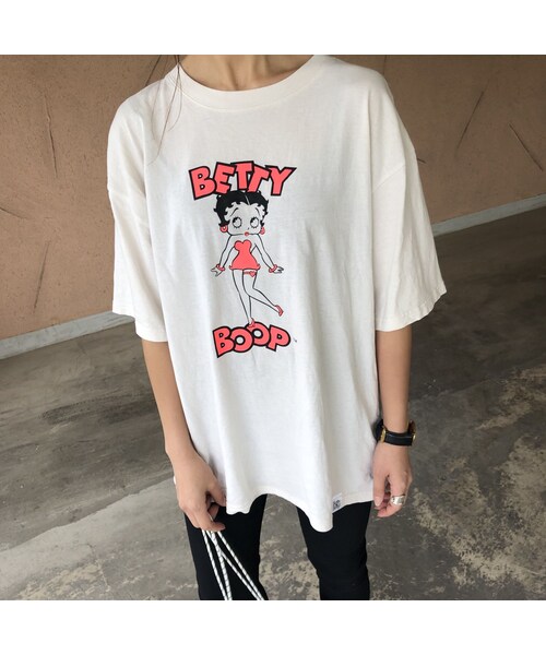copine（コピン）の「ゆったりサイズ！BETTY BOOPネオンビッグTシャツ(2color)【クリックポスト】（Tシャツ/カットソー・レディース・その他）」の7枚目の写真