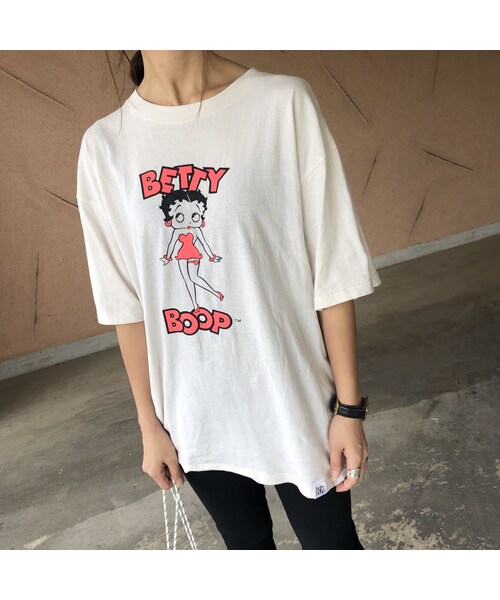 copine（コピン）の「ゆったりサイズ！BETTY BOOPネオンビッグTシャツ(2color)【クリックポスト】（Tシャツ/カットソー・レディース・その他）」の5枚目の写真