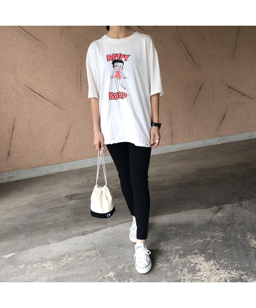 copine（コピン）の「ゆったりサイズ！BETTY BOOPネオンビッグTシャツ(2color)【クリックポスト】（Tシャツ/カットソー・レディース・その他）」の9枚目の写真