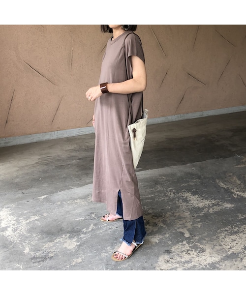 copine（コピン）の「ゆる可愛い！裾スリットフレンチスリーブTシャツワンピース(3color)【クリックポスト対象商品】（ワンピース・レディース・その他）」の2枚目の写真