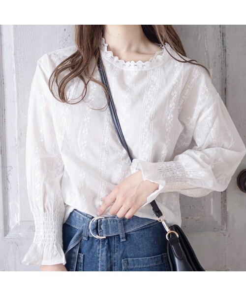 merrylatte(メリーラテ)の「ビショップ袖レースブラウス(シャツ/ブラウス・レディース・ホワイト・F)」の1枚目の写真