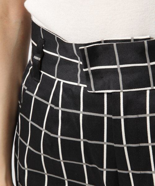 JEANASIS（ジーナシス）の「１４ＦＷムジガラトラウザー（パンツ・レディース・アイボリームジ/ブラックチェック/ボルドームジ/カモフラガラ/ハナガラ/ネイビームジ・S/M）」の9枚目の写真