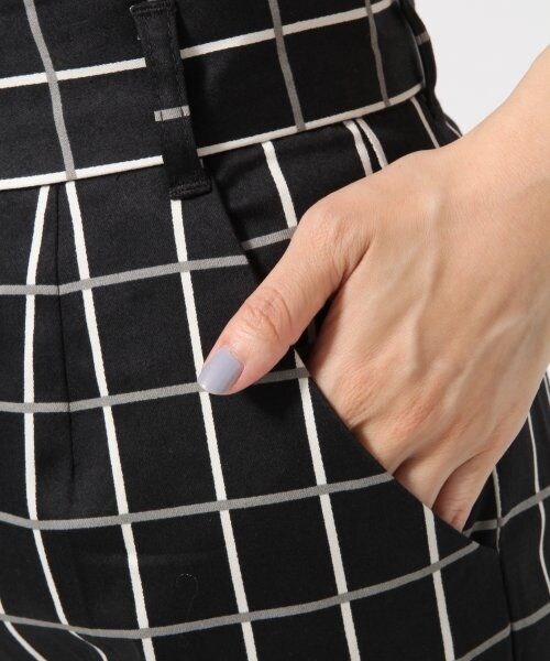 JEANASIS（ジーナシス）の「１４ＦＷムジガラトラウザー（パンツ・レディース・アイボリームジ/ブラックチェック/ボルドームジ/カモフラガラ/ハナガラ/ネイビームジ・S/M）」の10枚目の写真