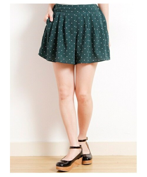 earth music&ecology(アースミュージックアンドエコロジー)の「・ドットプリントキュロット(ショートパンツ・レディース・ボルドー/ネイビー/ダークグリーン/ピンクベージュ・F)」の9枚目の写真