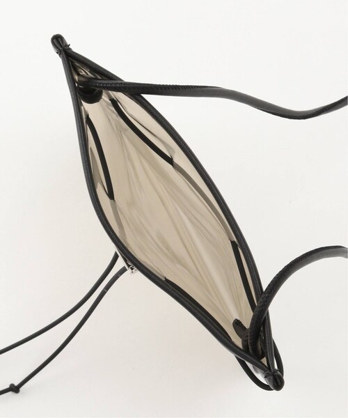 B.C STOCK（ベーセーストック）の「ドロストコードPVCショルダーBAG（バッグ・ブラック/フリー/在庫あり/(001)）」の8枚目の写真