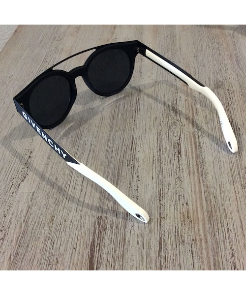 GIVENCHY（ジバンシイ）の「GIVENCHY ジバンシー GV7017/N/S