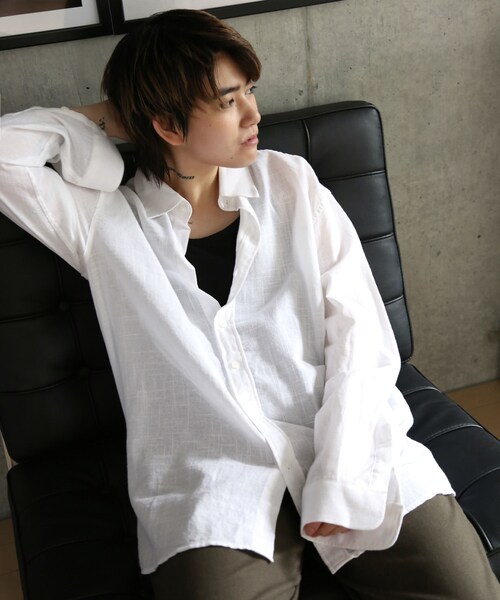 BOYSHE(ボーイシー)の「ラミーリネン ルーズシルエットシャツ ホワイト(シャツ/ブラウス・レディース・その他)」の5枚目の写真