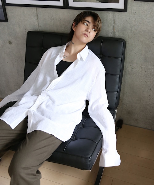 BOYSHE(ボーイシー)の「ラミーリネン ルーズシルエットシャツ ホワイト(シャツ/ブラウス・レディース・その他)」の1枚目の写真