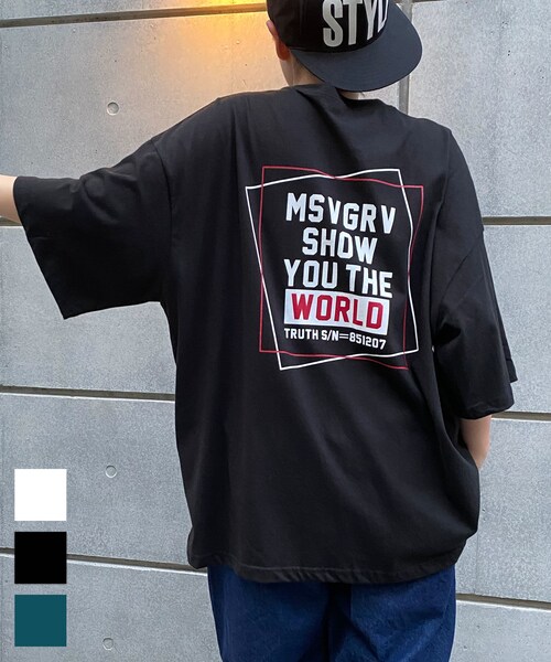 BOYSHE(ボーイシー)の「ワールドショーBIGロゴTシャツ ブラック(Tシャツ/カットソー・レディース・その他)」の1枚目の写真