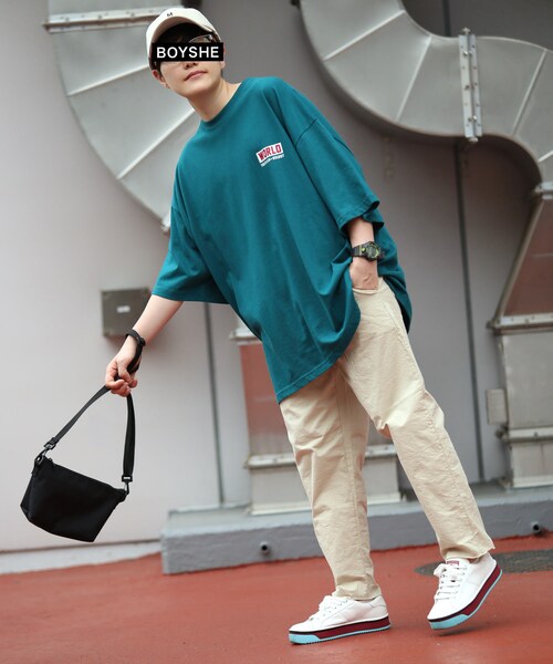 BOYSHE(ボーイシー)の「ワールドショーBIGロゴTシャツ ブラック(Tシャツ/カットソー・レディース・その他)」の9枚目の写真