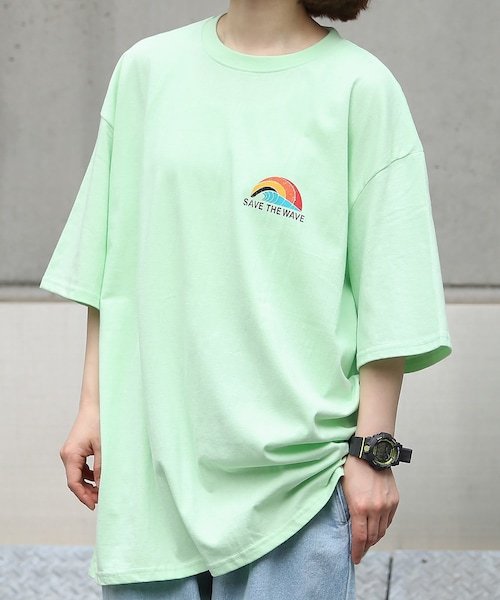 BOYSHE(ボーイシー)の「THE WAVE バックプリント半袖Tシャツ ホワイト(Tシャツ/カットソー・レディース・その他)」の7枚目の写真