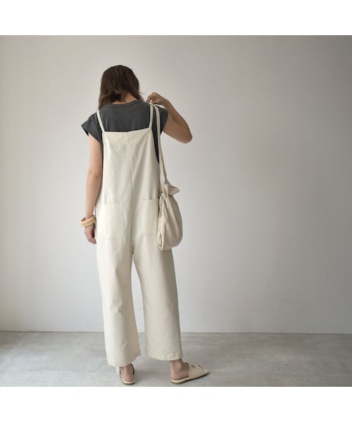 Lavish Gate（ラヴィッシュゲート）の「onepiece-02016　リネン混　サロペット　エクリュ　チャコール（ワンピース・レディース・その他）」の3枚目の写真