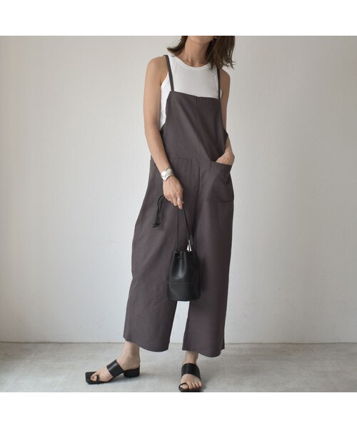 Lavish Gate（ラヴィッシュゲート）の「onepiece-02016　リネン混　サロペット　エクリュ　チャコール（ワンピース・レディース・その他）」の4枚目の写真