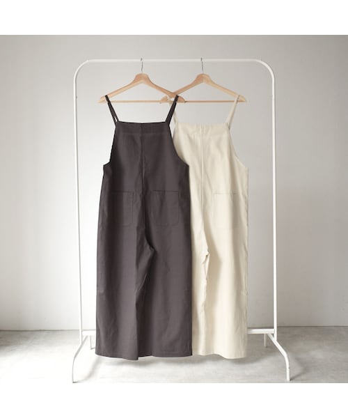 Lavish Gate（ラヴィッシュゲート）の「onepiece-02016　リネン混　サロペット　エクリュ　チャコール（ワンピース・レディース・その他）」の9枚目の写真