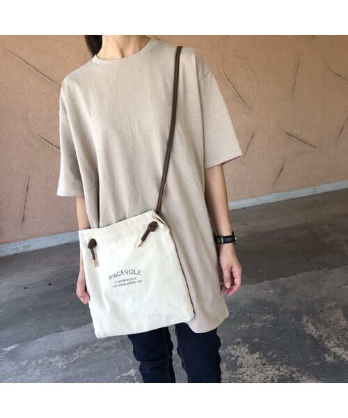 copine（コピン）の「ゆったりオーバーサイズ！バックスリットシンプルビッグTシャツ(3color)【クリックポスト対象商品】（Tシャツ/カットソー・レディース・その他）」の10枚目の写真