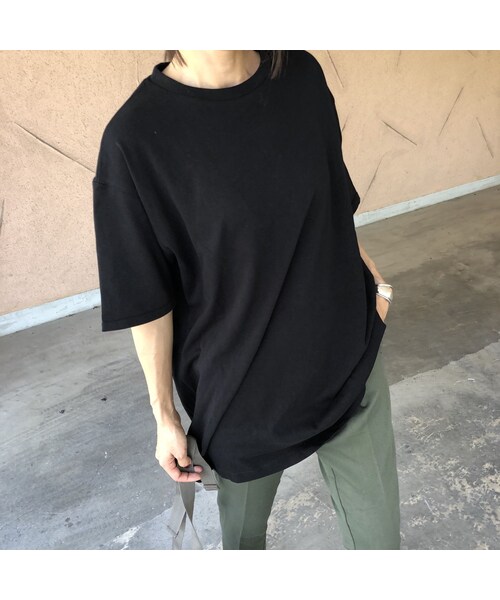 copine（コピン）の「ゆったりオーバーサイズ！バックスリットシンプルビッグTシャツ(3color)【クリックポスト対象商品】（Tシャツ/カットソー・レディース・その他）」の3枚目の写真