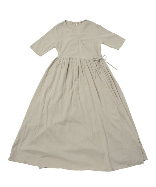 Bijoux & Bee（ビジューアンドビー）の「ガーゼのカシュクールワンピース（ワンピース・レディース・レッド/ネイビー/グレー・M/L）」の2枚目の写真