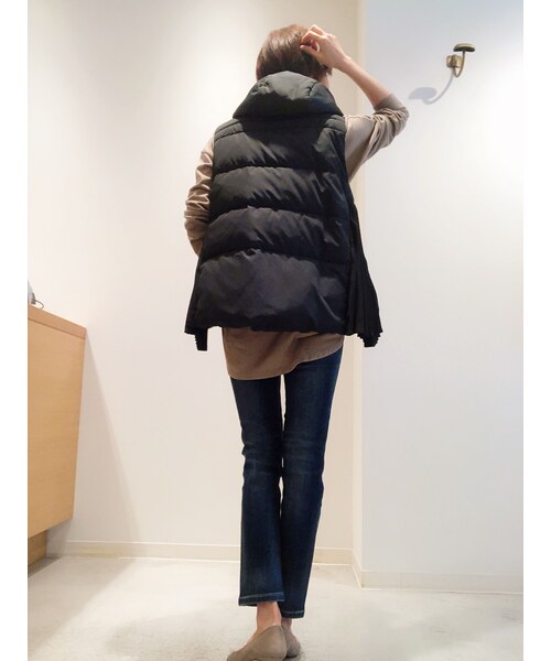 MARECHAL TERRE（マルシャルテル）の「サイドプリーツダウンベスト