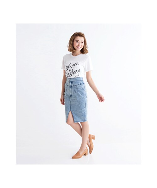 gracegift（グレースギフト）の「前開岔洗舊刷色丹寧花苞窄裙（スカート・レディース・藍/淺藍・F）」の10枚目の写真