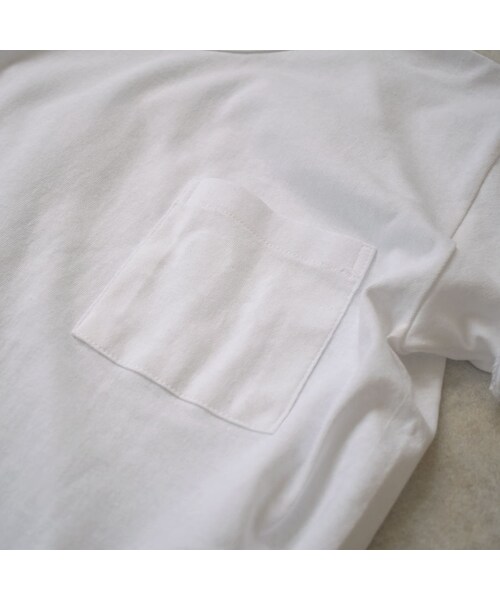Lavish Gate(ラヴィッシュゲート)の「nh-tops-02159 ポケット付き バックメッセージ Tシャツ(Tシャツ/カットソー・レディース・その他)」の8枚目の写真