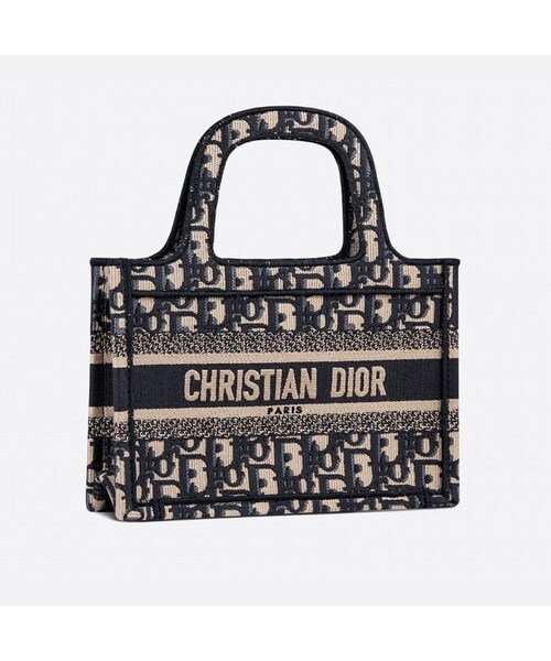 Christian Dior（クリスチャンディオール）の「【新作】完売必至!!★Dior★Book Tote★ミニ♪（ハンドバッグ）」 - WEAR