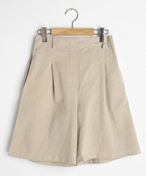 DHOLIC（ディーホリック）の「タックショートパンツ（その他パンツ・レディース・ホワイト/グリーン/ブラック/ベージュ・FREE）」の3枚目の写真