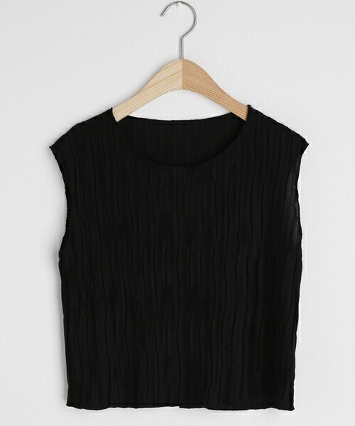 DHOLIC（ディーホリック）の「リンクルスリーブレス（タンクトップ・レディース・ベージュ/ブラック/グリーン・FREE）」の2枚目の写真