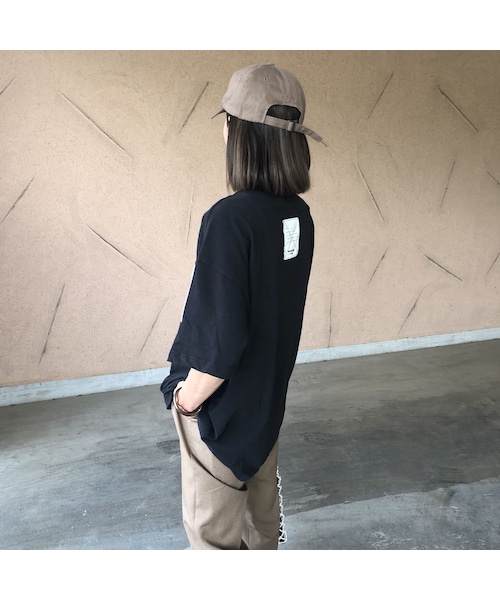 copine（コピン）の「再入荷！ユニセックス！バックラベル付プリントビッグtシャツ(2color)【クリックポスト対象商品】（Tシャツ/カットソー・レディース・その他）」の3枚目の写真