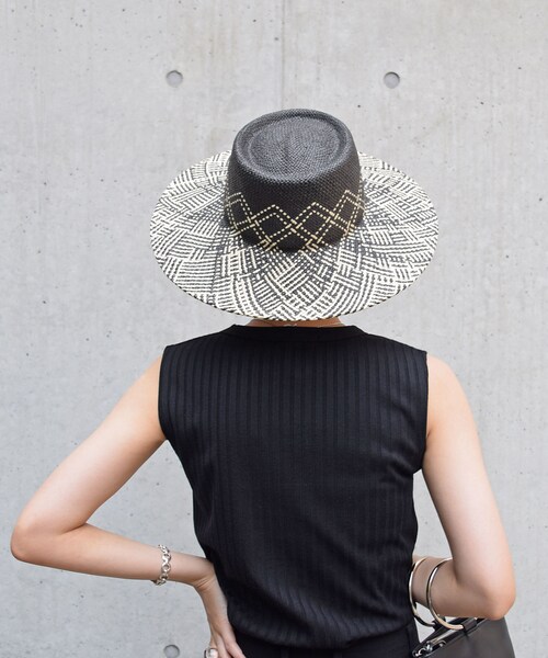 no brand(ノーブランド)の「Bias Hat(ハット・レディース・その他)」の6枚目の写真