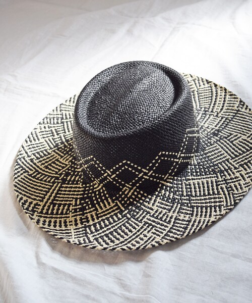 no brand(ノーブランド)の「Bias Hat(ハット・レディース・その他)」の12枚目の写真