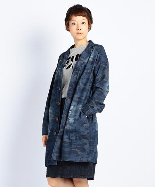 DOUBLE NAME（ダブルネーム）の「迷彩デニムショップコート（ジャケット/アウター・ブルー/ネイビー・FREE）」の2枚目の写真