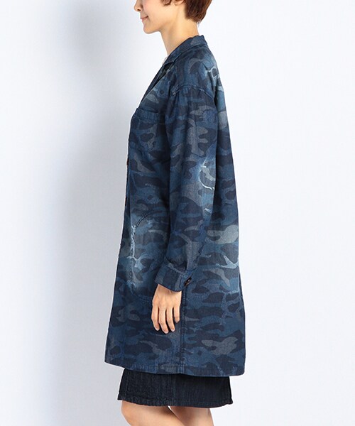 DOUBLE NAME（ダブルネーム）の「迷彩デニムショップコート（ジャケット/アウター・ブルー/ネイビー・FREE）」の3枚目の写真