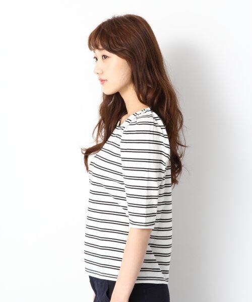 LOWRYS FARM(ローリーズファーム)の「コットンボーダーパワショル5分袖(トップス・レディース・オフ*ブラック/ネイビー*オフ*レッド/チャコールグレー*ネイビー*グリーン/ネイビー*オフ・M/L)」の5枚目の写真