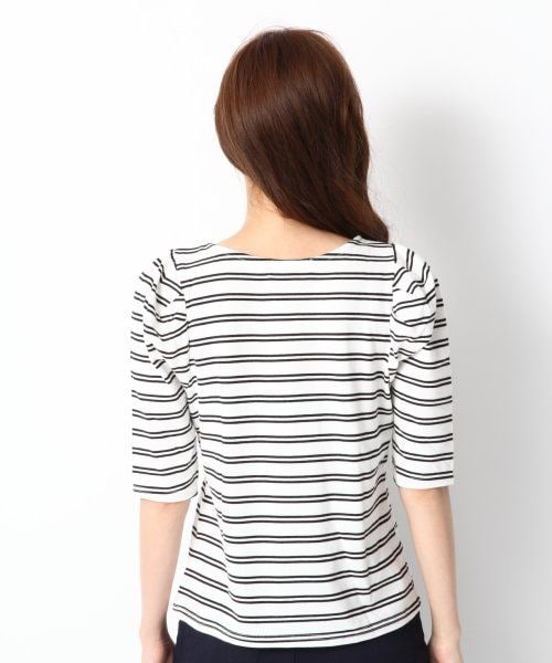 LOWRYS FARM(ローリーズファーム)の「コットンボーダーパワショル5分袖(トップス・レディース・オフ*ブラック/ネイビー*オフ*レッド/チャコールグレー*ネイビー*グリーン/ネイビー*オフ・M/L)」の6枚目の写真