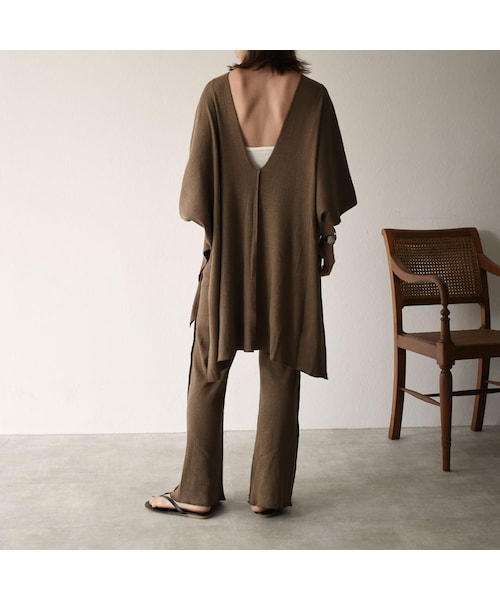 Lavish Gate（ラヴィッシュゲート）の「tops-04040　日本製　コットンリネン　リブカフタン　エクリュ　モカ（Tシャツ/カットソー・レディース・その他）」の2枚目の写真