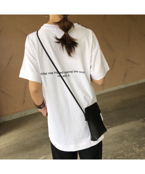 copine(コピン)の「バックロング裾スリット!バックロゴプリントビッグtシャツ (3color)【クリックポスト対象商品】(Tシャツ/カットソー・レディース・その他)」の9枚目の写真