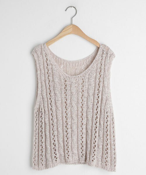 DHOLIC（ディーホリック）の「シアーツイストニットスリーブレス（タンクトップ・レディース・ホワイト/ブルー/ブラウン/ブラック/ベージュ・FREE）」の4枚目の写真