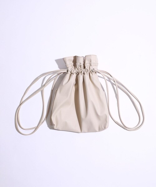 beautiful people（ビューティフルピープル）の「別注2WAY巾着ショルダー（バッグ・レディース・BLACK/BEIGE・FREE）」の7枚目の写真