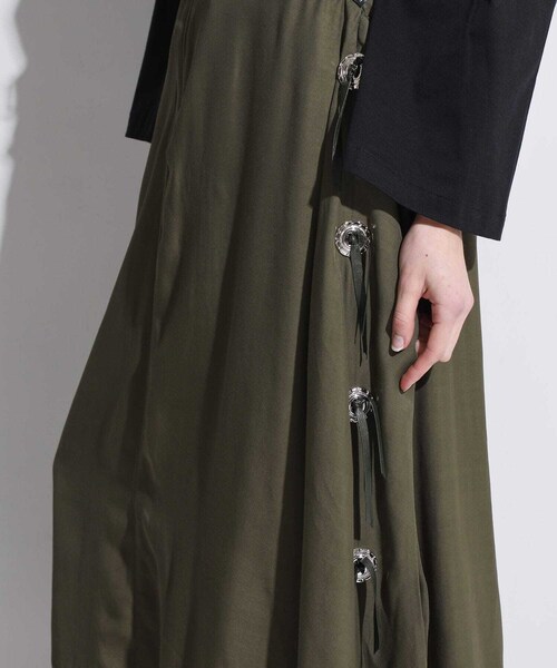 トーガプルラトレンチスカート トーガプルラトレンチスカート
