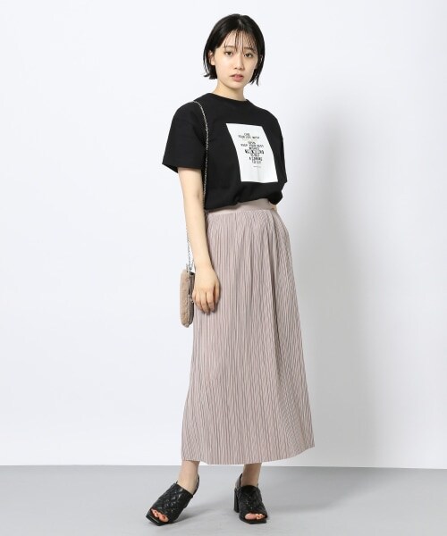 PAGEBOY(ページボーイ)の「マイクロプリーツカットスカート(スカート・レディース・ブラック/グレージュ/カーキ・F)」の6枚目の写真