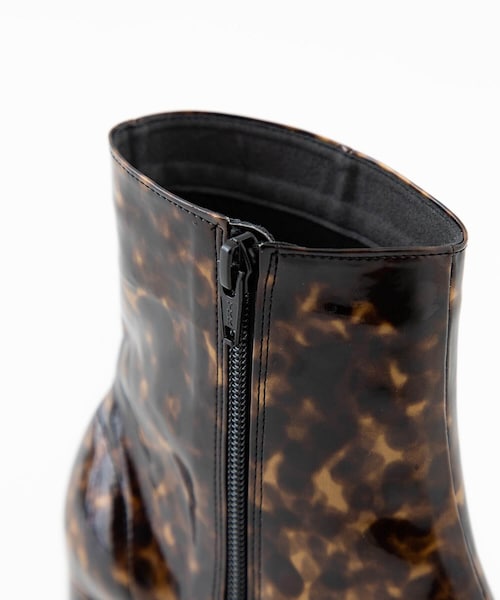 STUDIOUS(ステュディオス)の「スクエアトゥミドルブーツ(シューズ・レディース・WHITE/BLACK/BROWN/MULTI・1(23-23.5)/2(24-24.5)/3(25))」の9枚目の写真