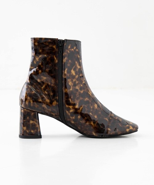 STUDIOUS(ステュディオス)の「スクエアトゥミドルブーツ(シューズ・レディース・WHITE/BLACK/BROWN/MULTI・1(23-23.5)/2(24-24.5)/3(25))」の15枚目の写真