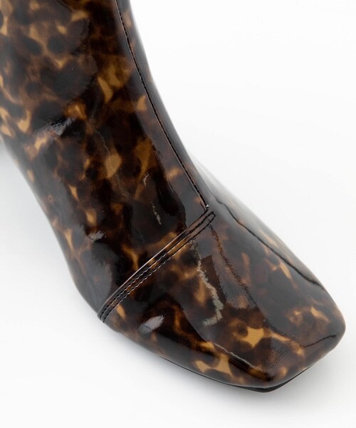 STUDIOUS(ステュディオス)の「スクエアトゥミドルブーツ(シューズ・レディース・WHITE/BLACK/BROWN/MULTI・1(23-23.5)/2(24-24.5)/3(25))」の19枚目の写真