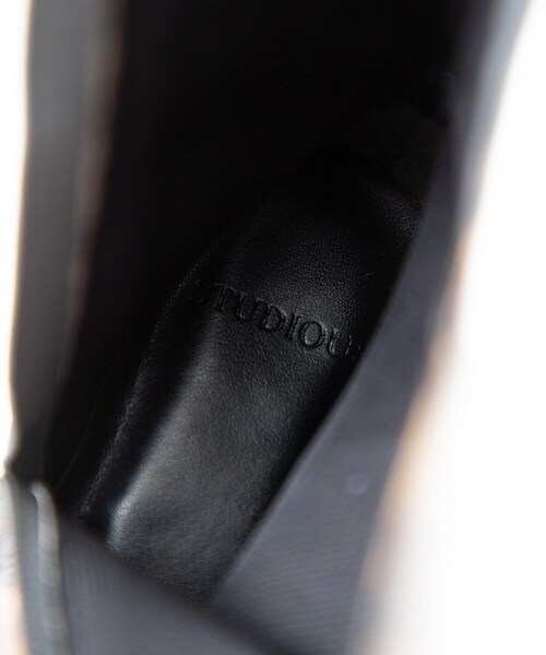 STUDIOUS(ステュディオス)の「スクエアトゥミドルブーツ(シューズ・レディース・WHITE/BLACK/BROWN/MULTI・1(23-23.5)/2(24-24.5)/3(25))」の21枚目の写真