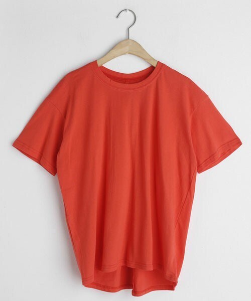 DHOLIC（ディーホリック）の「バックツイストTシャツ（Tシャツ/カットソー・レディース・ホワイト/レッド/ブラック/グリーン・FREE）」の4枚目の写真