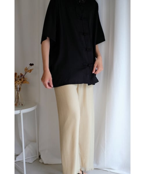 OpenCLOSE（オープンクローズ）の「パウダーサテンチャイナブラウス（シャツ/ブラウス・レディース・ベージュ/ブラック・ONE）」の2枚目の写真