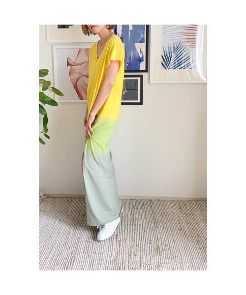 margot（マルゴ）の「Margotカットソーロングワンピース🌈イエローx黄 